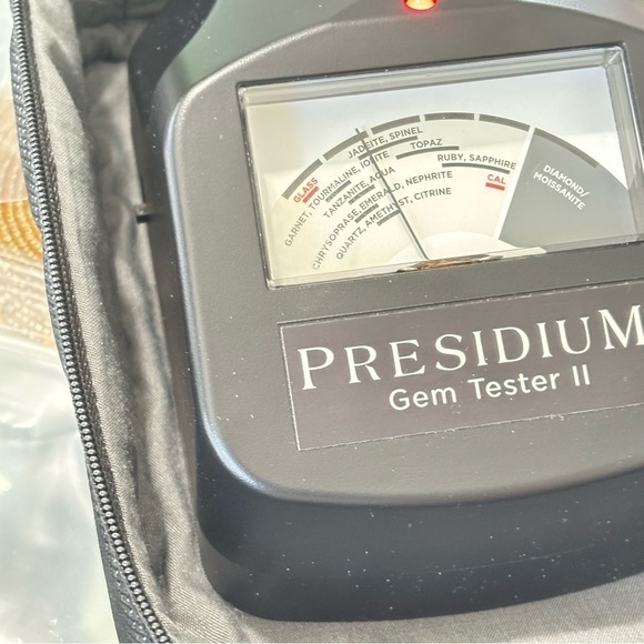 Jade and sterling vintage necklace - Picture 3 of 6